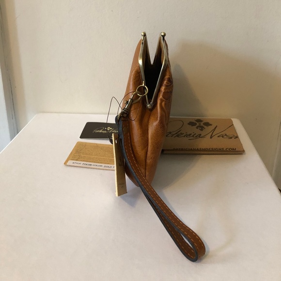 Patricia Nash SAVENA Tooled Leather WristletClutch - Picture 4 of 8